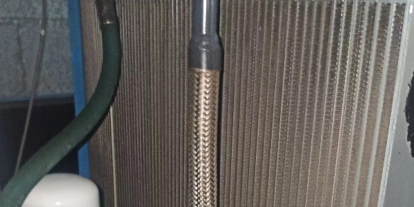 空壓機冷卻器產生水垢，如何清理？